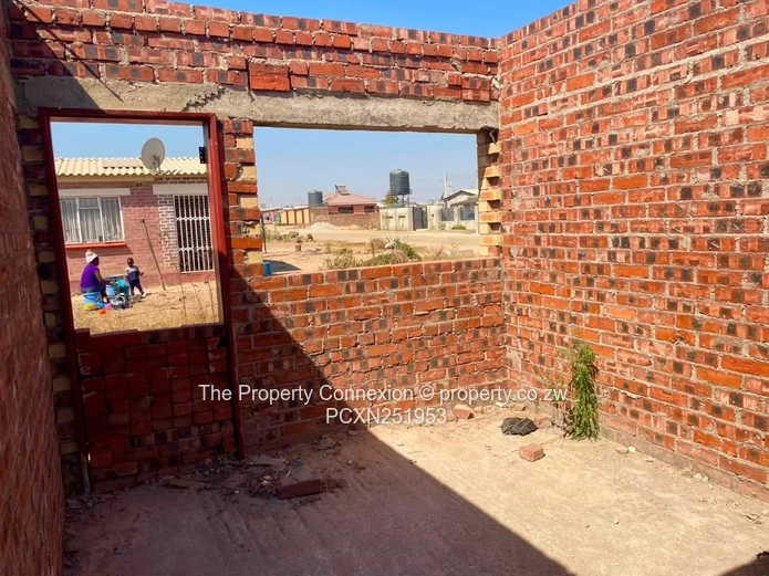 Prime Investment Opportunity: Complete Your Dream Home!