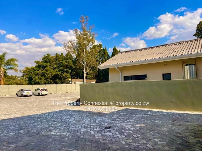Fully Furnished Executive Bedsitter to Let – Highlands