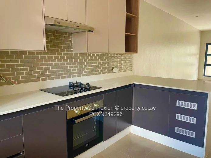 Fully Furnished Executive Bedsitter to Let – Highlands