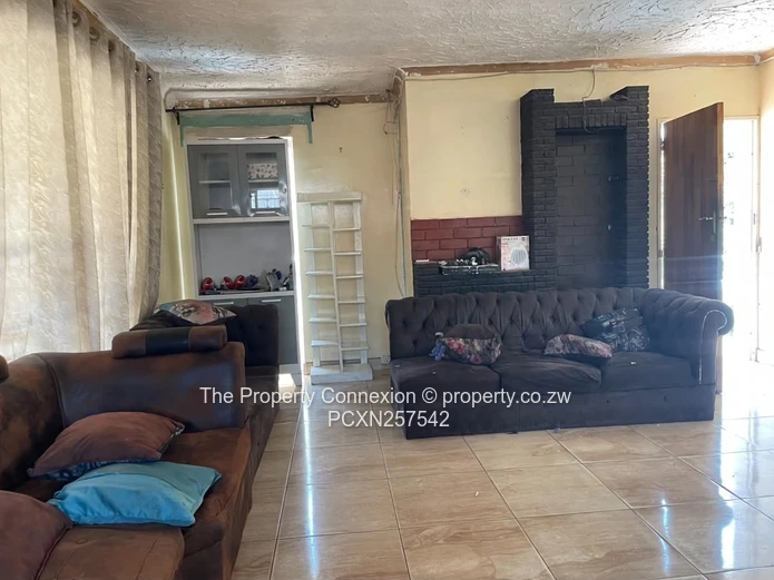 Excellent Investment Opportunity – 3-Bedroom Home In Houghton Park
