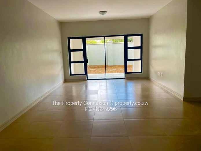 Fully Furnished Executive Bedsitter to Let – Highlands