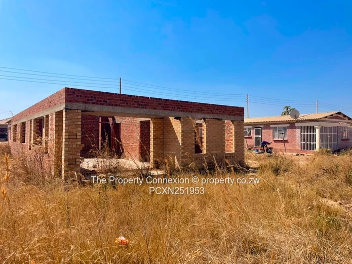 Prime Investment Opportunity: Complete Your Dream Home!