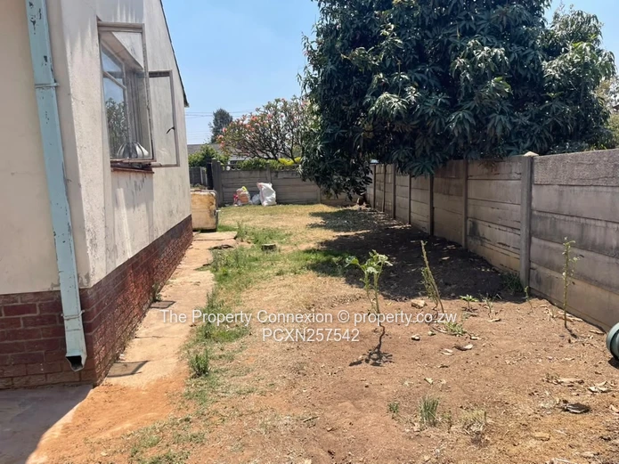 Excellent Investment Opportunity – 3-Bedroom Home In Houghton Park